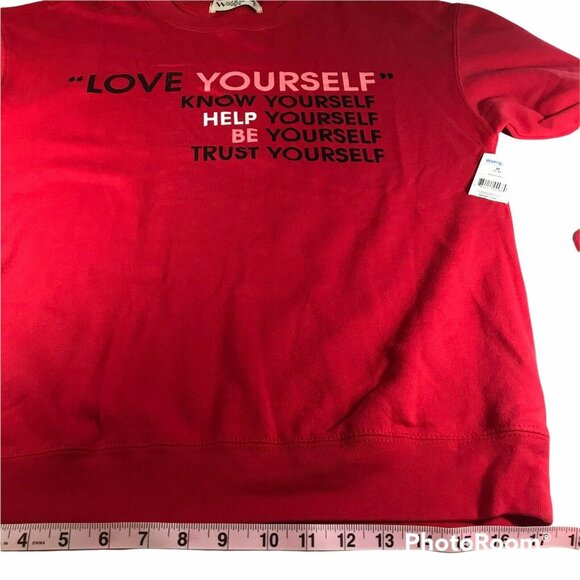 Wound Up Womens Sz Medium 7-9  Sweatshirt Crewneck Love Yourself Graphic Red New - Picture 12 of 12